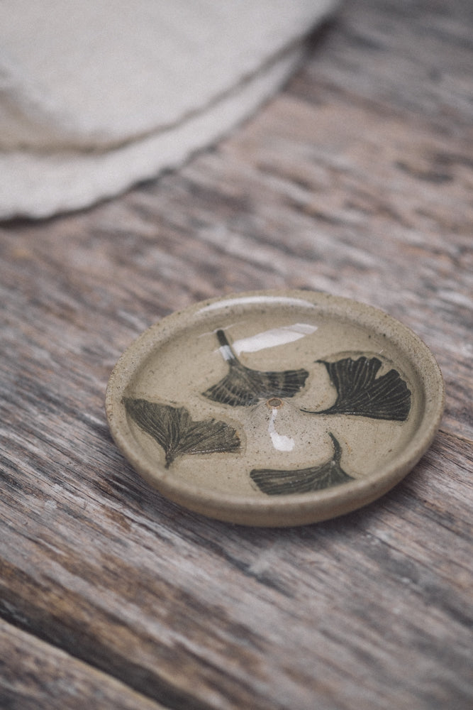 Carved Incense Dish - Ginkgo Leaves