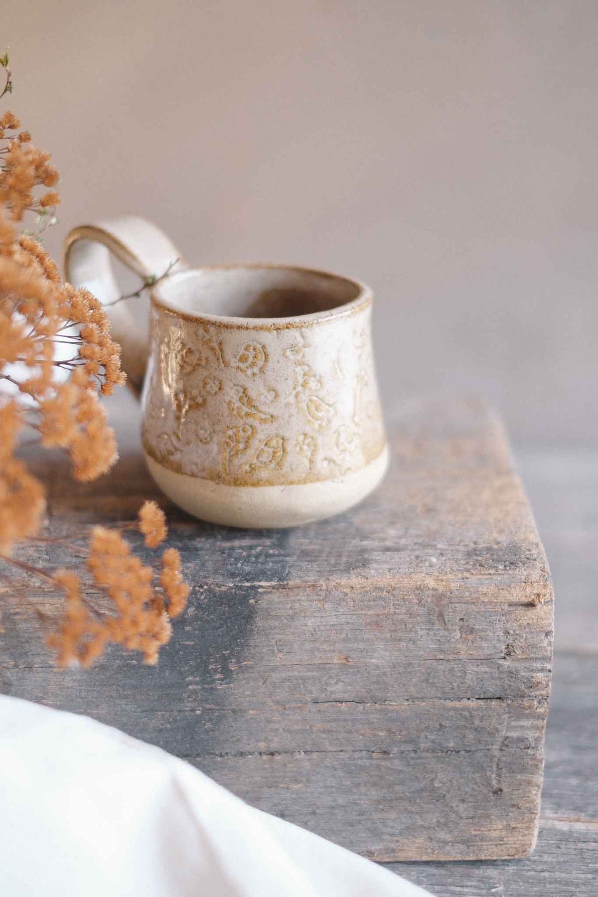 Binalong Cream Mug – Pattern
