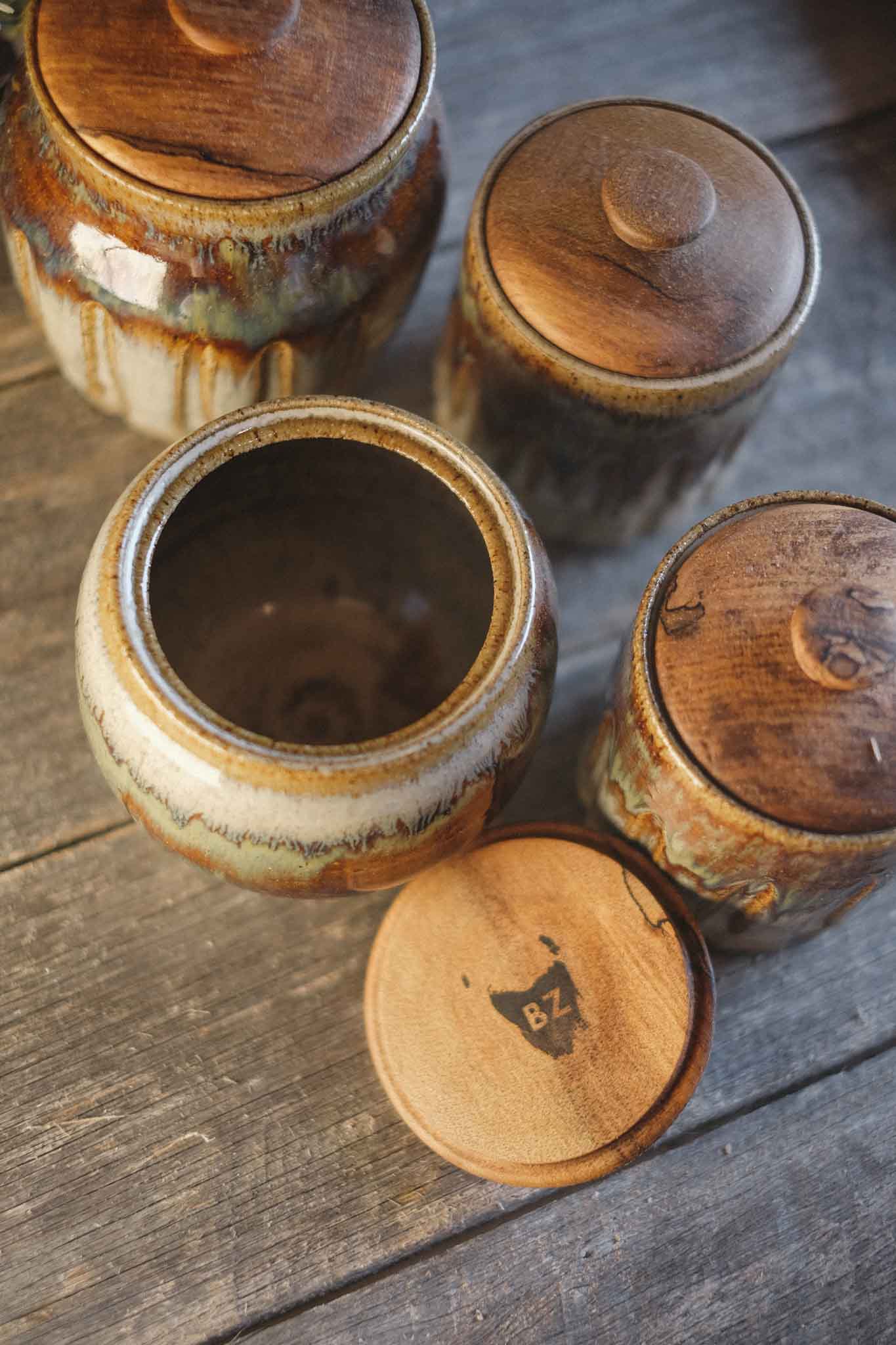 Small Jar with Blackheart Sassafras Lid 11cm x 9cm