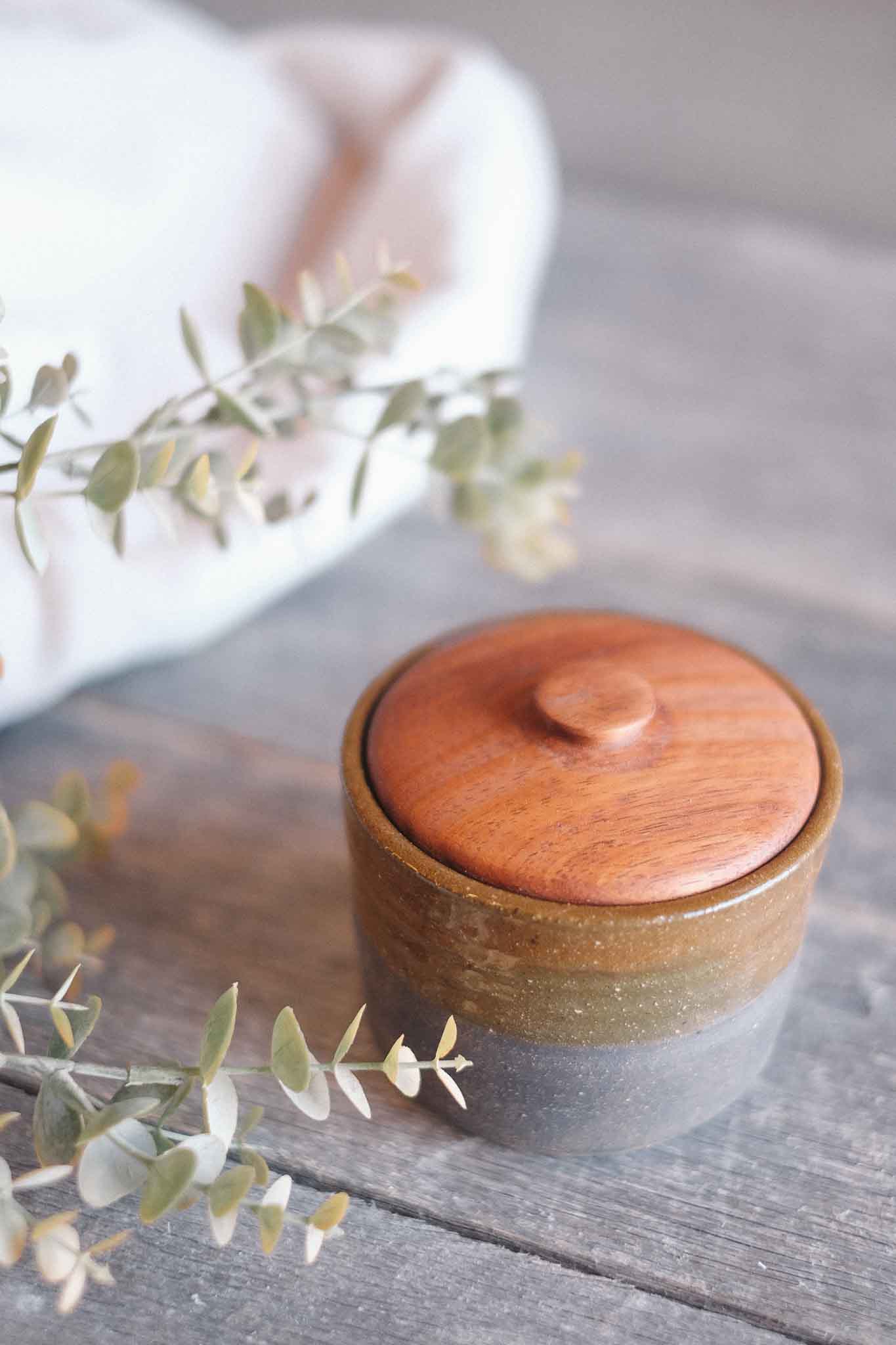 Medium Canister with Blackwood Lid – 11 × 11cm