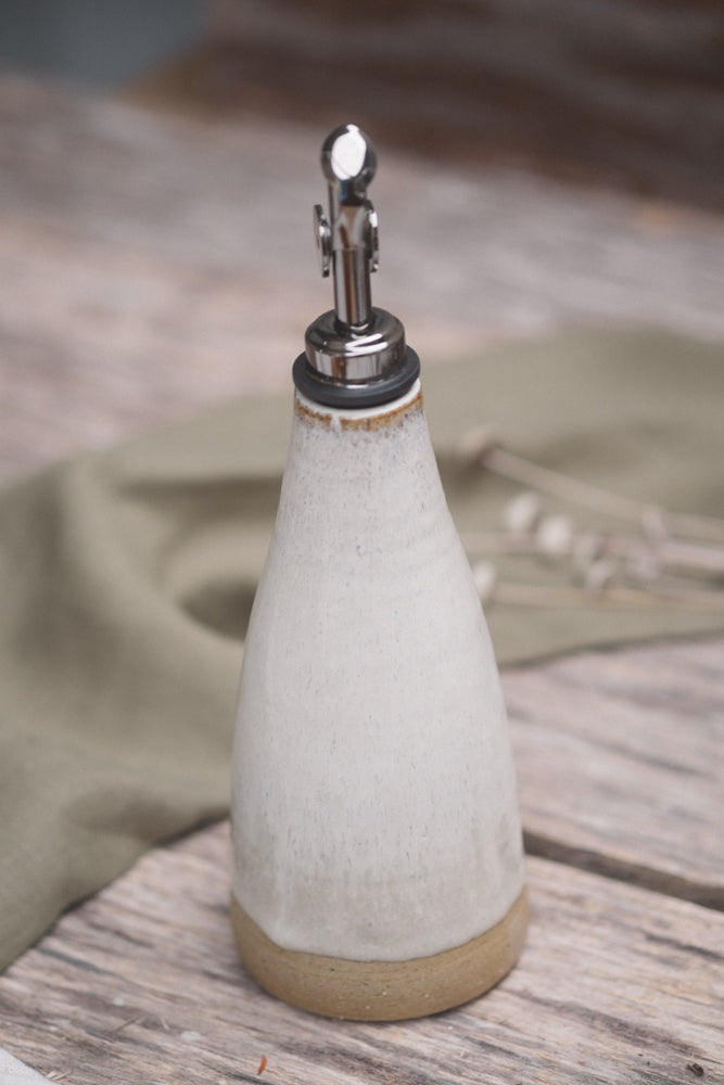 Wild Clay Oil Cruet – Handcrafted Elegance