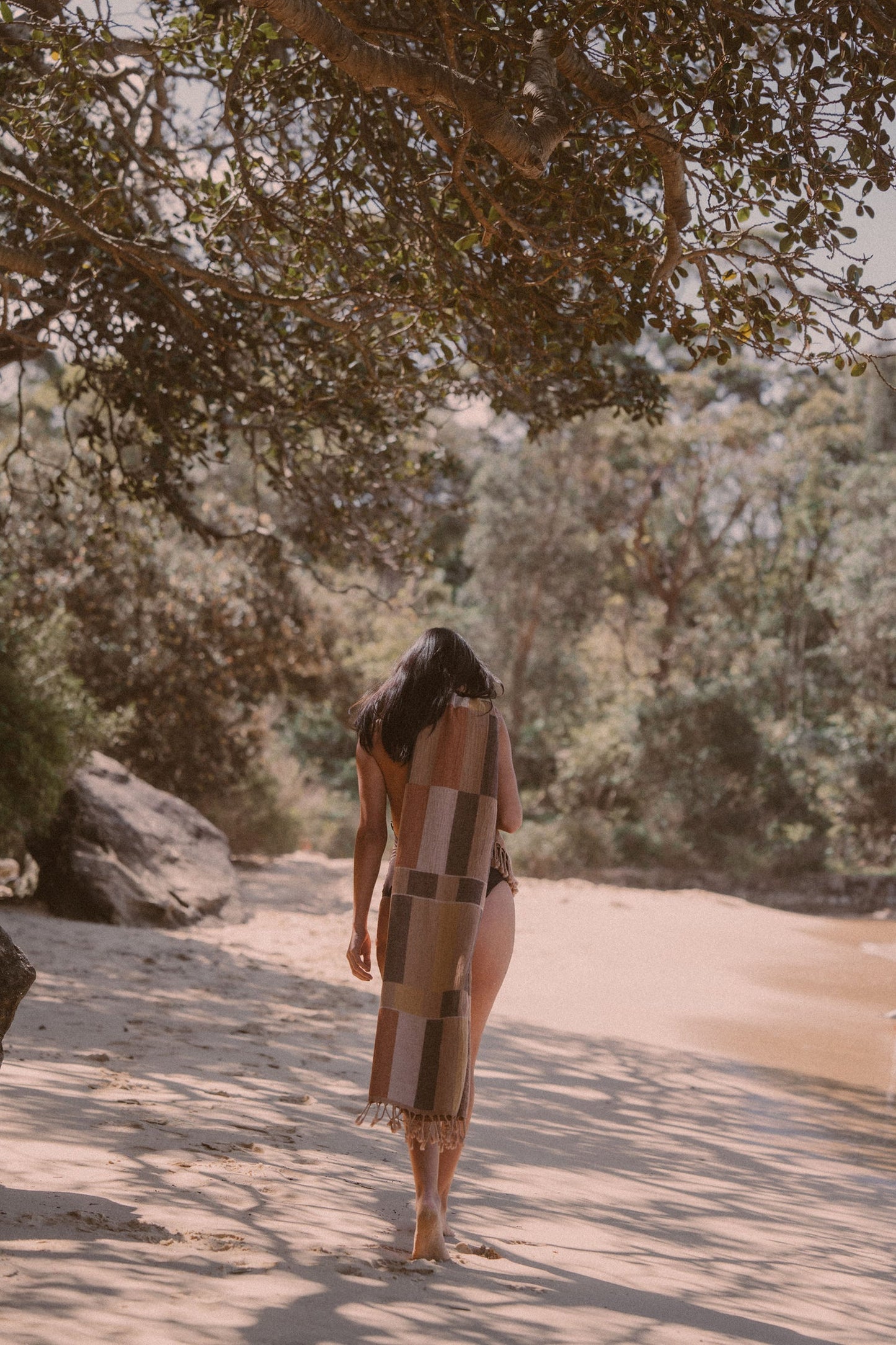 Karo Turkish Beach Towel | Black/Terracotta