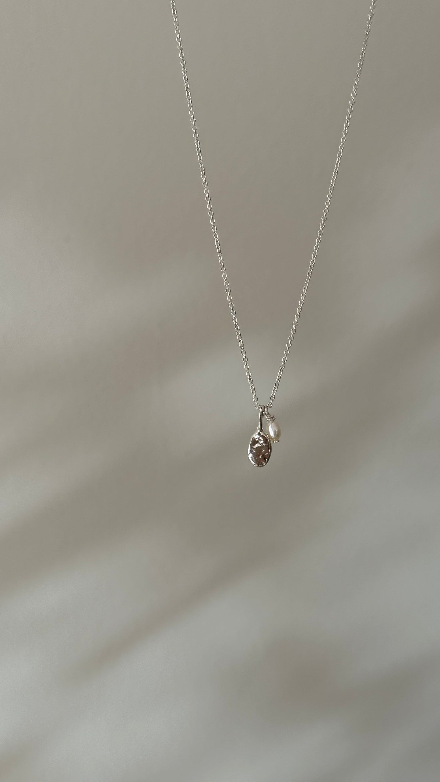 Pebble Pearl Necklace