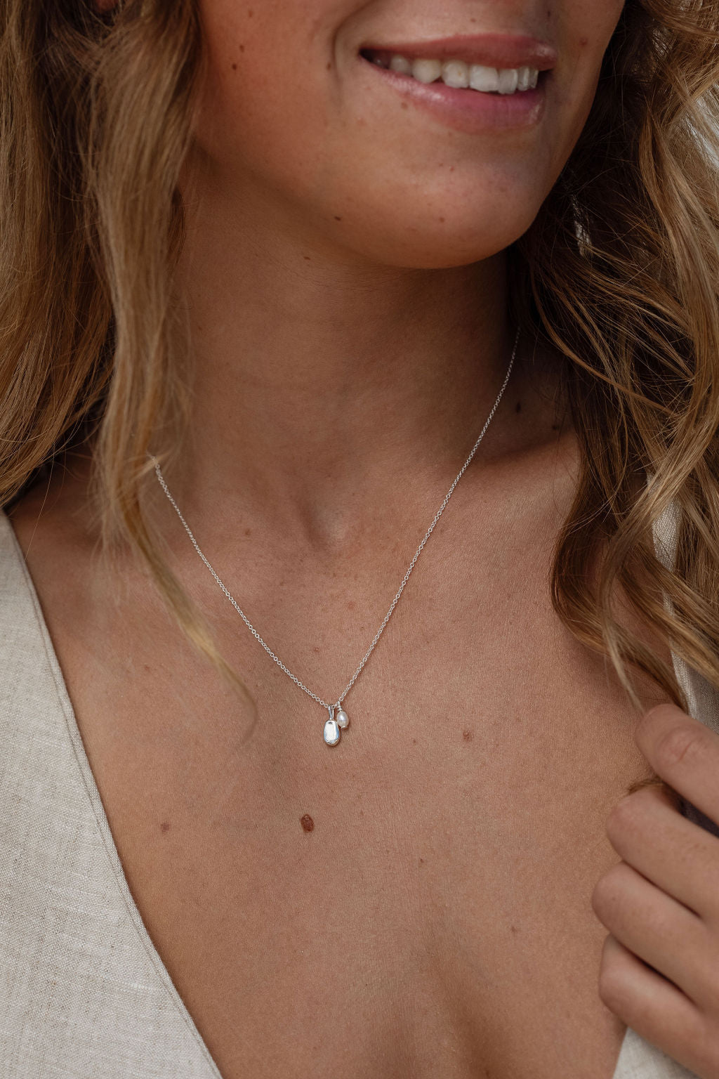 Pebble Pearl Necklace