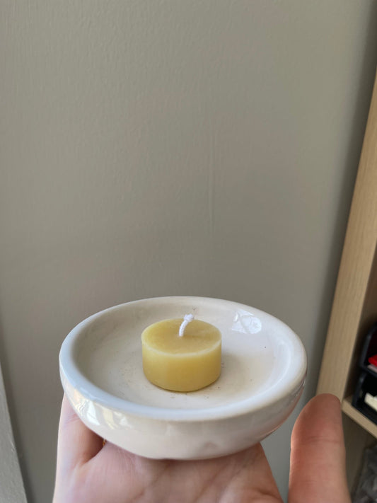 Handmade Australian Beeswax Tealight Candles 6 Pack